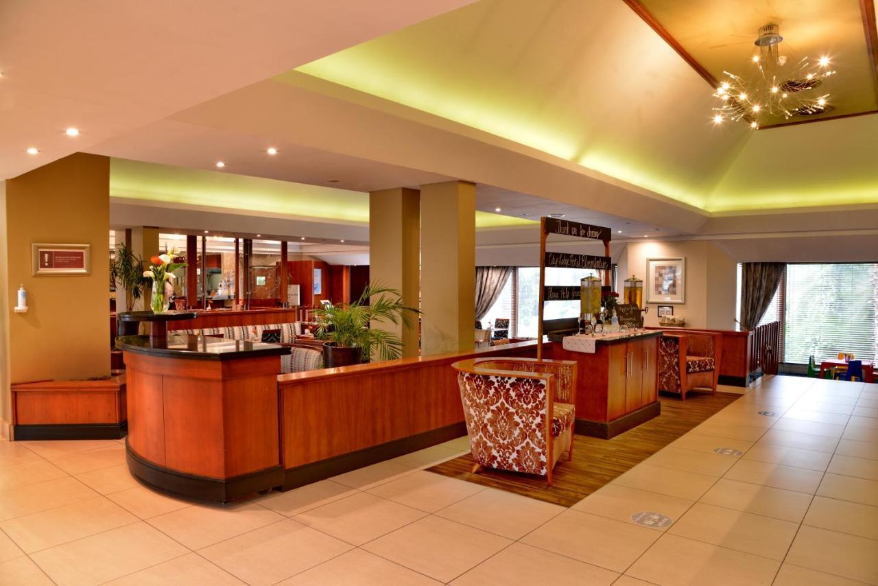 ซิตี้ ลอดจ์ โฮเต็ล โบลเอมฟอนเทน Hotel บลูมฟอนเทน ภายนอก รูปภาพ