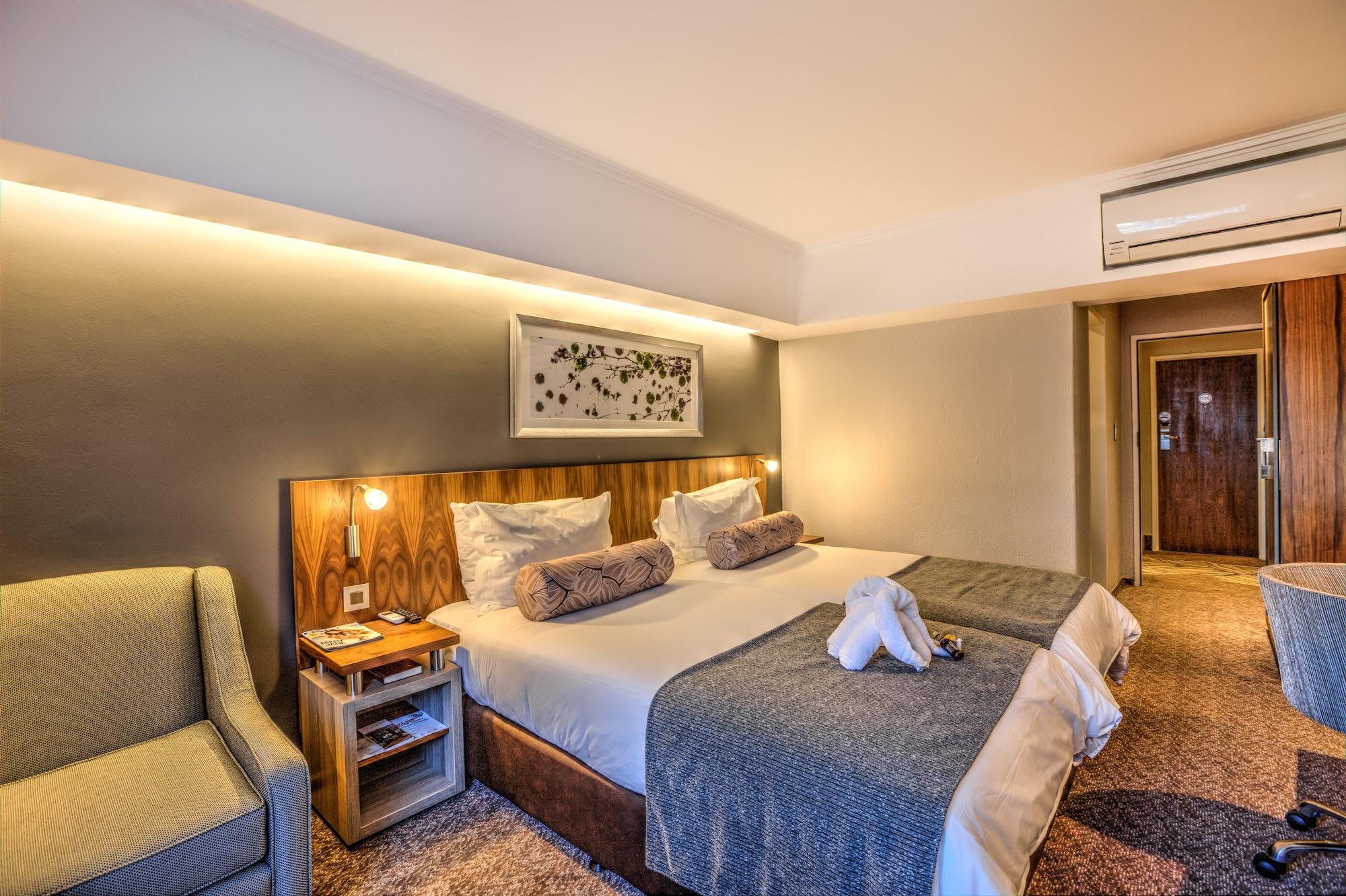 ซิตี้ ลอดจ์ โฮเต็ล โบลเอมฟอนเทน Hotel บลูมฟอนเทน ภายนอก รูปภาพ