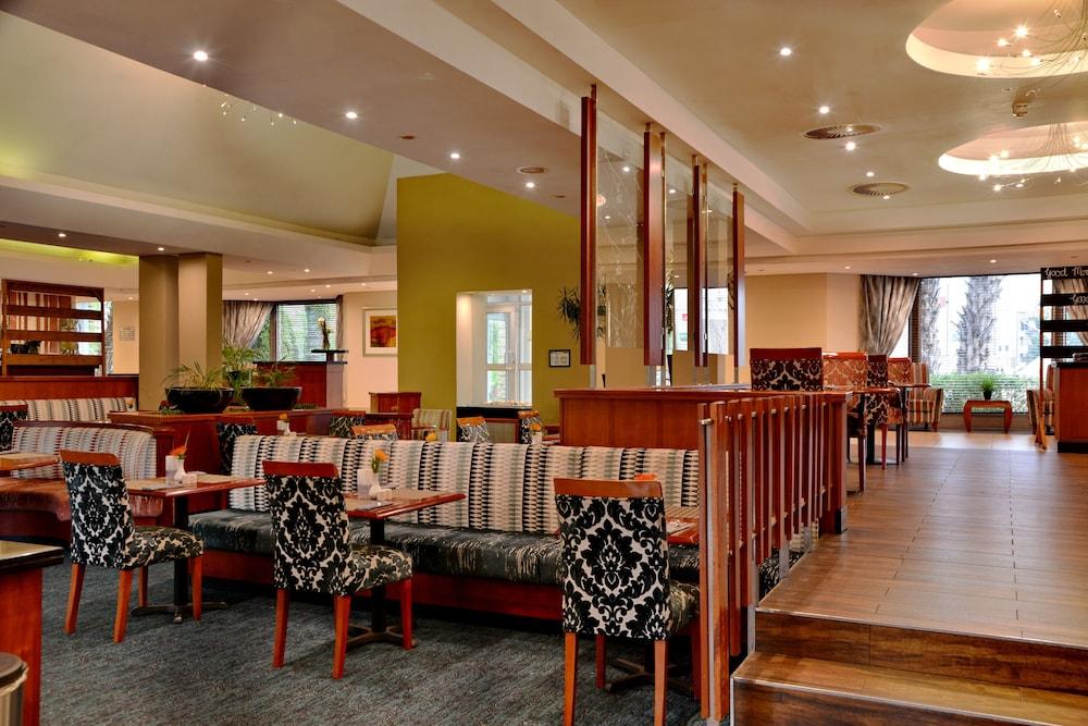 ซิตี้ ลอดจ์ โฮเต็ล โบลเอมฟอนเทน Hotel บลูมฟอนเทน ภายนอก รูปภาพ