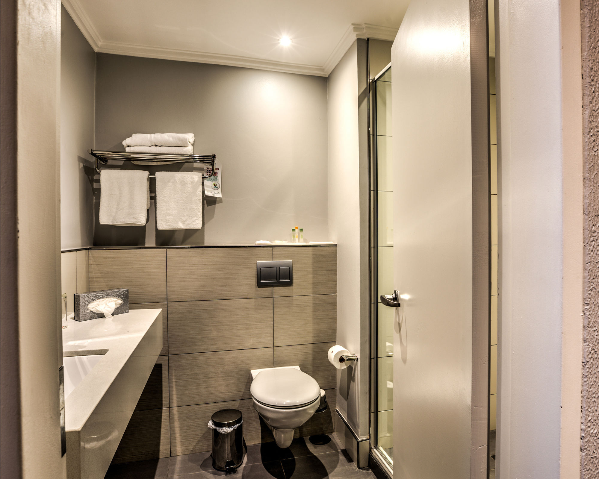 ซิตี้ ลอดจ์ โฮเต็ล โบลเอมฟอนเทน Hotel บลูมฟอนเทน ภายนอก รูปภาพ